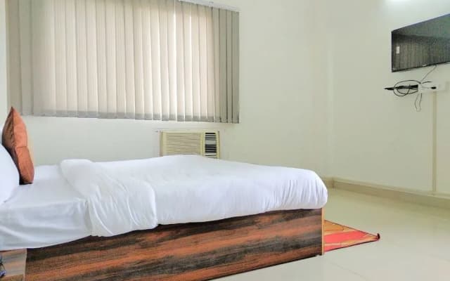 The Radiance Suites & Apartments - photo 2