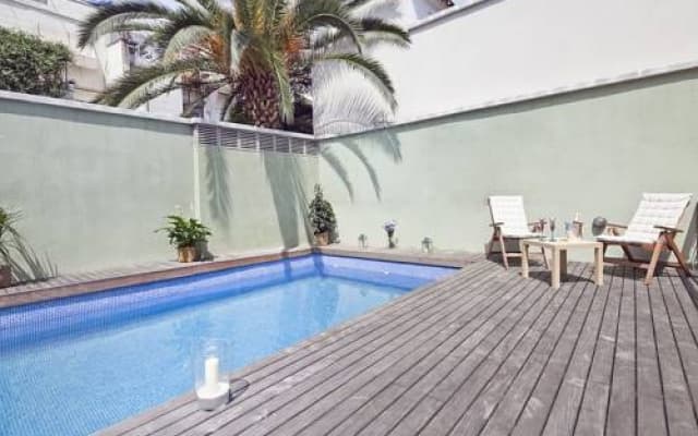My Space Barcelona Pool Garden Apartments - photo 3