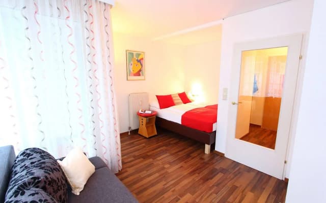 Karmeliter Flats - photo 4