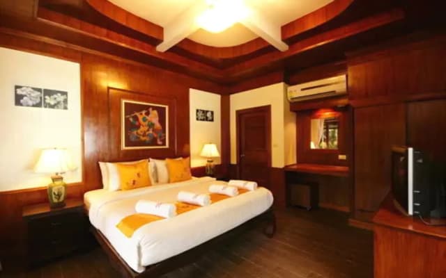 Central Cottage Resort - photo 4