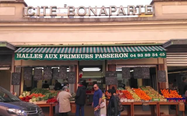 2 Pièces au coeur du quartier branché du port - photo 2