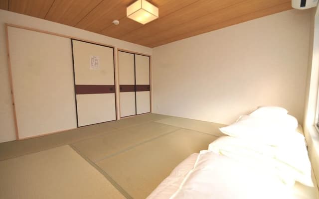Condominium House in Osaka Shin-Fukae - photo 2