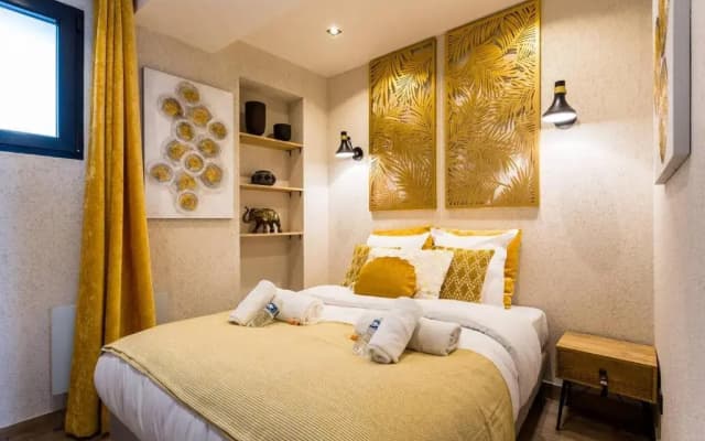 Home Suite Home Panthéon Port-Royal 2BR - photo 5