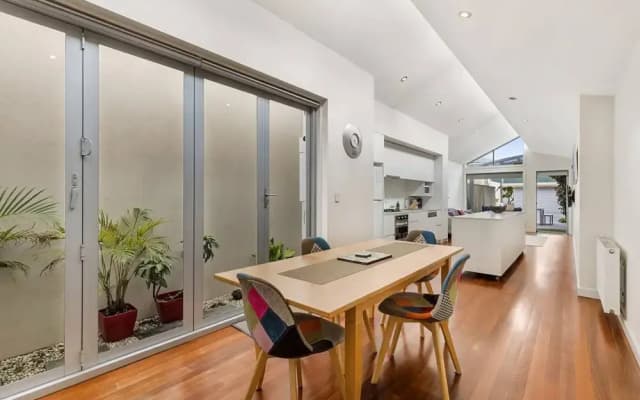 Quintessential 2 Bedroom Terrace House - photo 3