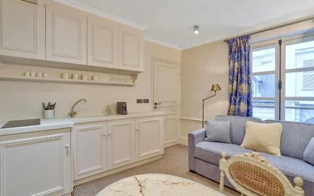 Pick A Flat's Apartments in Saint Germain - Paul-Louis Courier - photo 4