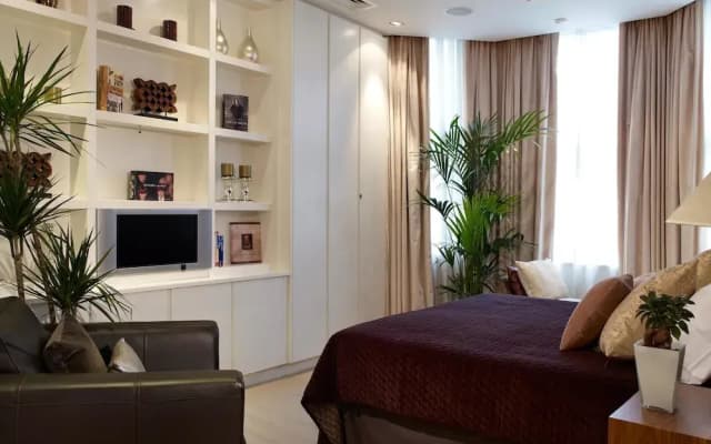 Palace View - Two Bedroom Apartment - photo 5