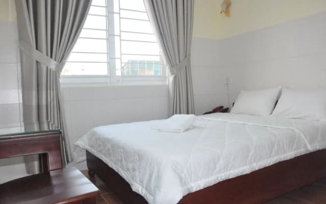 Pink Sunbeam Hotel - photo 3