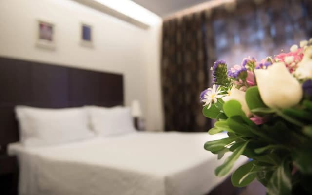 Athens Way Pop Art Hotel - photo 2
