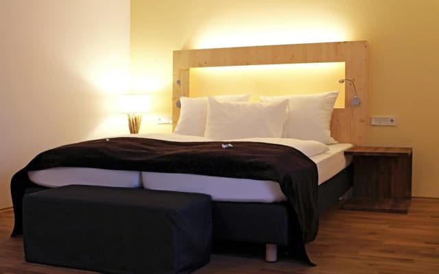 Hotel Bleibtreu Berlin by Golden Tulip - photo 3