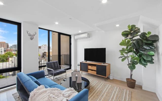 149bk-601 New PH 2br-2bath With a Private Terrace - photo 3