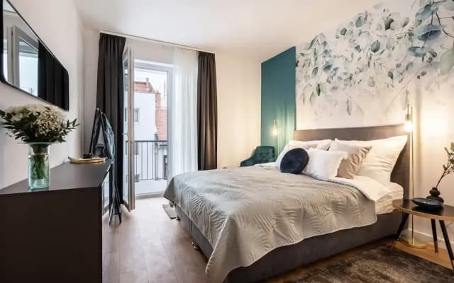 The Rose Garden Apartments - photo 4