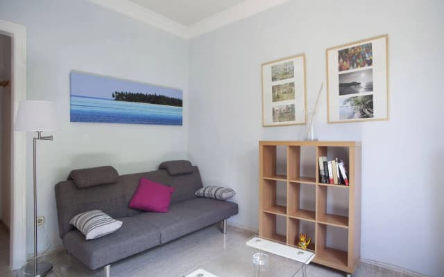 Apartamentos Tarradellas - photo 3