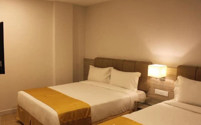 NU Hotel - photo 4