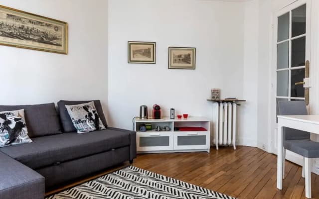 Zola Riverview Great 2 Bedroom in Paris - photo 2