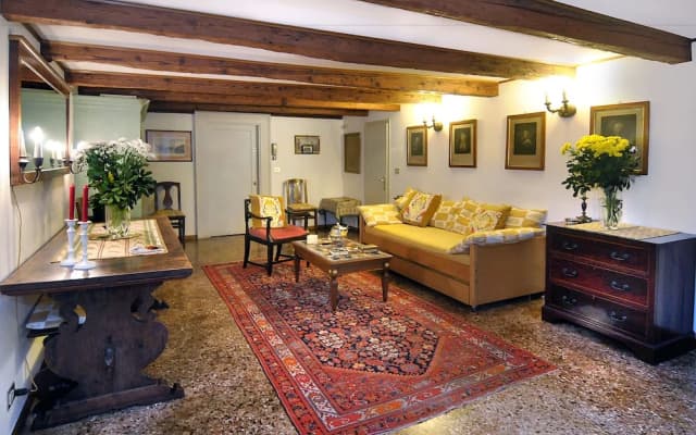 Palazzetto Da Schio - photo 2
