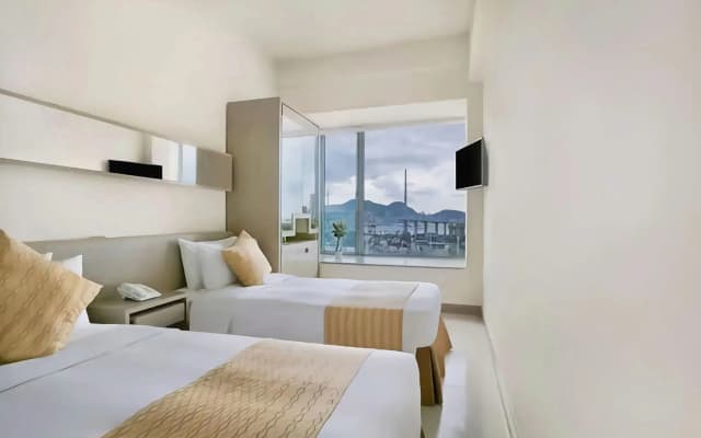 Rambler Oasis Hotel - photo 3