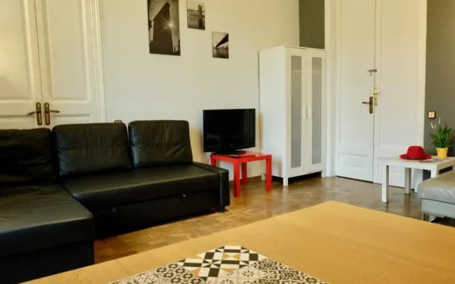 Grand Central Apartment - photo 4