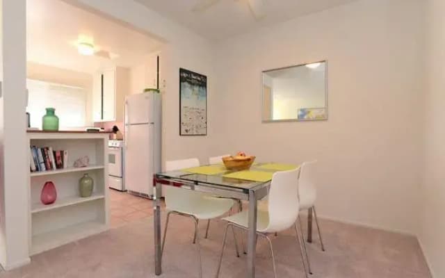 Beverly Center One Bedroom Apartment - photo 4