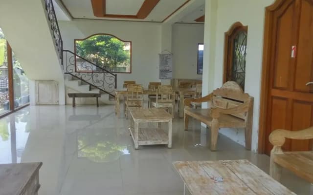 Berawa Beach Garden Hostel - photo 5