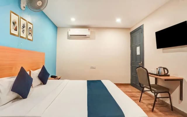 Hotel Twamev residency Uttam Nagar - photo 5