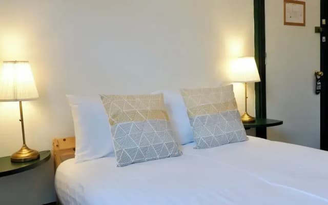4 Friends House - photo 5