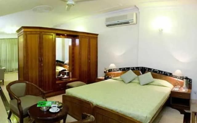 Icon Villa - photo 5