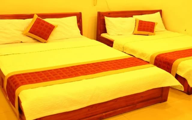 New Heaven Hotel - photo 3