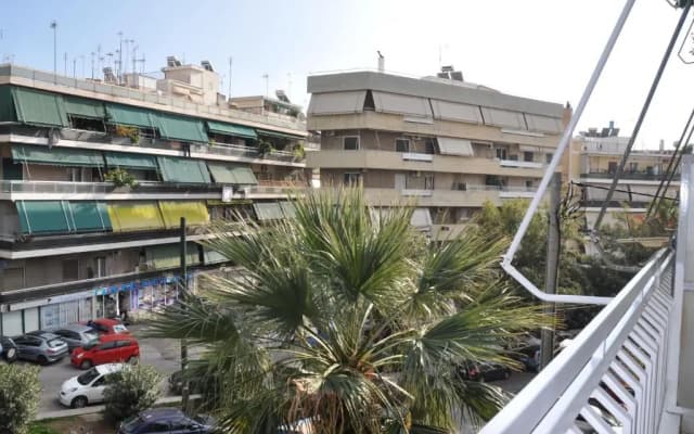 Sunny Apartment with view - photo 3