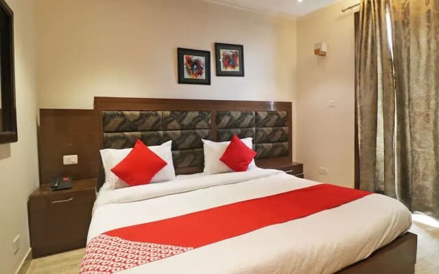 OYO 49069 A Suites - photo 2