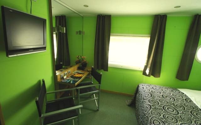 Greenyacht Hotel - photo 3