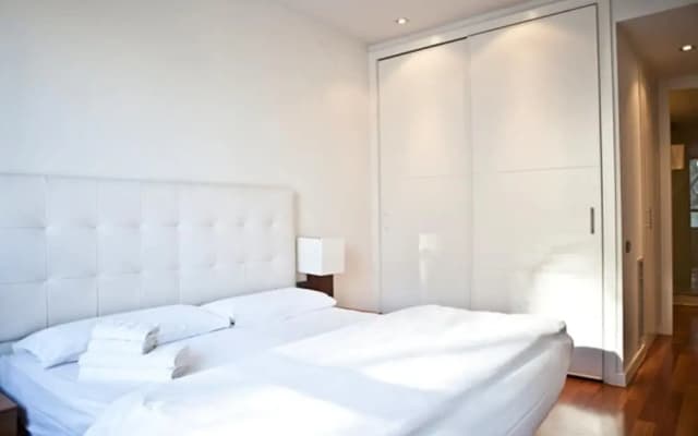 FewDaysBarcelona Apartments - photo 2