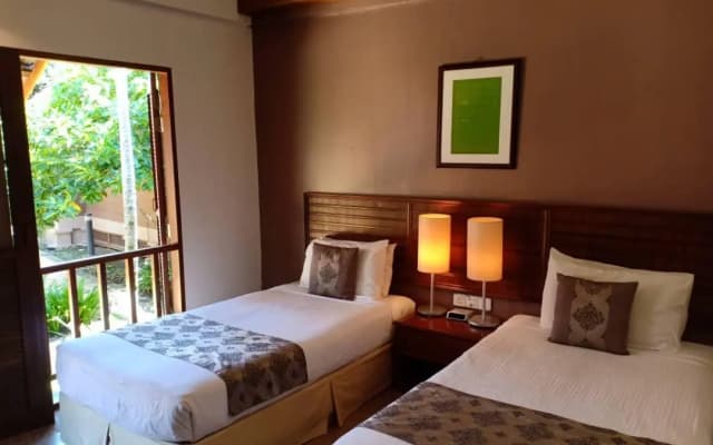 Ulek Beach Resort - photo 3