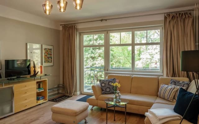 Apartment with balcony in one of the most beautiful districts of Berlin - photo 3