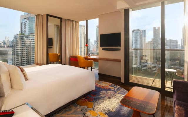 Hotel Indigo Bangkok Wireless Road by IHG - photo 4