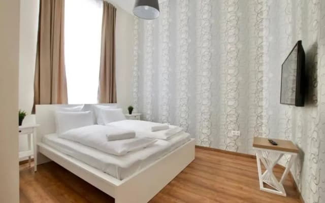 Premium Apartment by Hi5 - Central 3 bedroom (221) - photo 3
