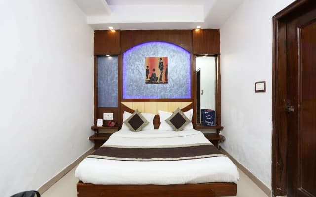 Hotel Sai Dham International - photo 4