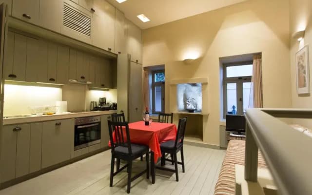 Plaka360 Apartments - photo 4