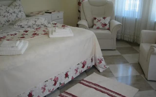 Aranyoshaz-Vendeghaz - photo 2