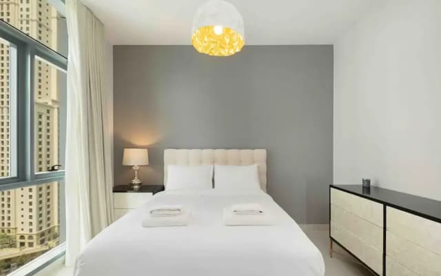 LUX Contemporary Suite View 7 - photo 4