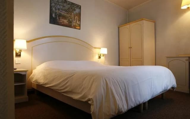 Hotel Monge - photo 2