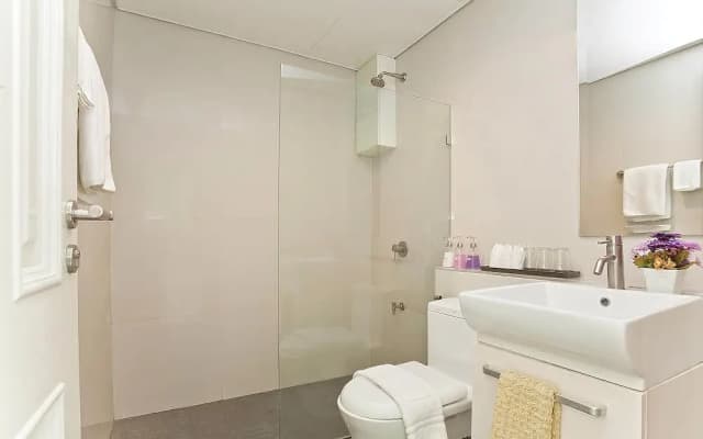Kamala Suite Apartment 302 - photo 5