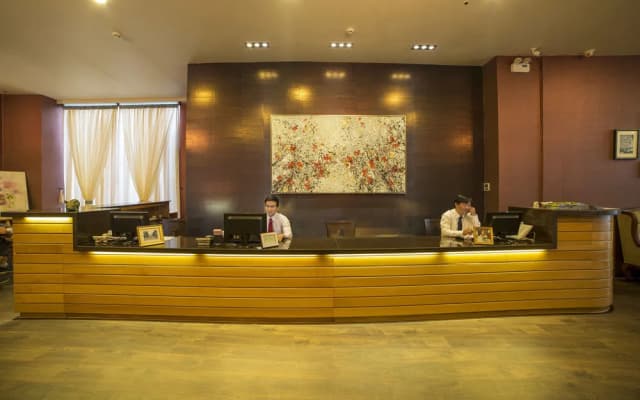 Asian Ruby Hotel & Apartment - photo 2