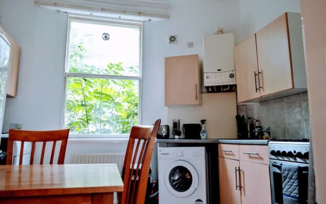 1 Bedroom Open Plan Apartment - photo 4