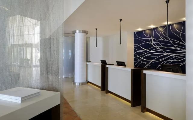 Millennium Lakeview Residence - photo 2