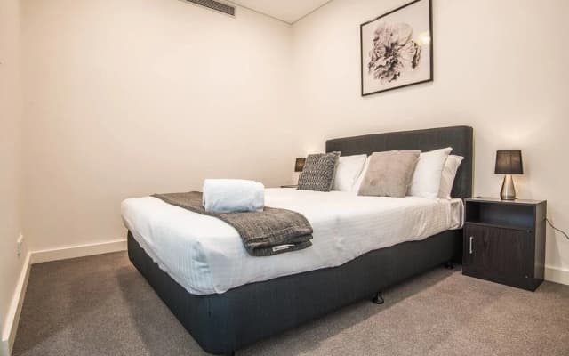 Cozy Studio Near Eastvilliage Shopping Center - photo 2