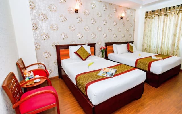East Sea Hotel - photo 3
