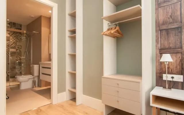 SF Apartments - photo 4