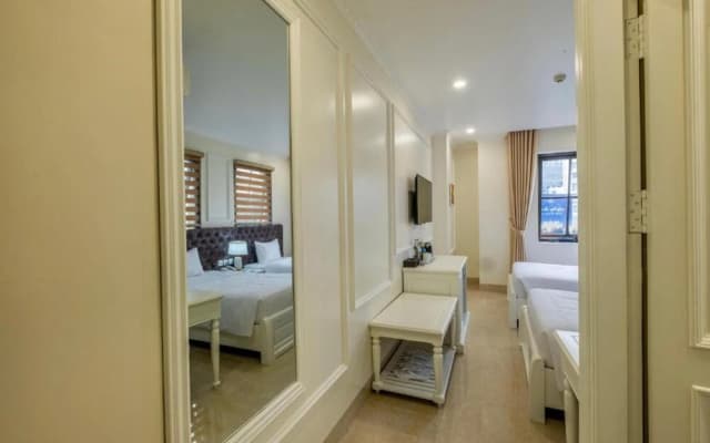 Sun Diamond Hotel - photo 3