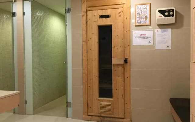 Cozy Studio Walk to BTS Free Wi-Fi Great Location - photo 3