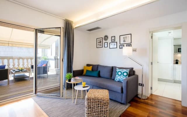 Unique Rentals - Placa Catalunya - photo 4